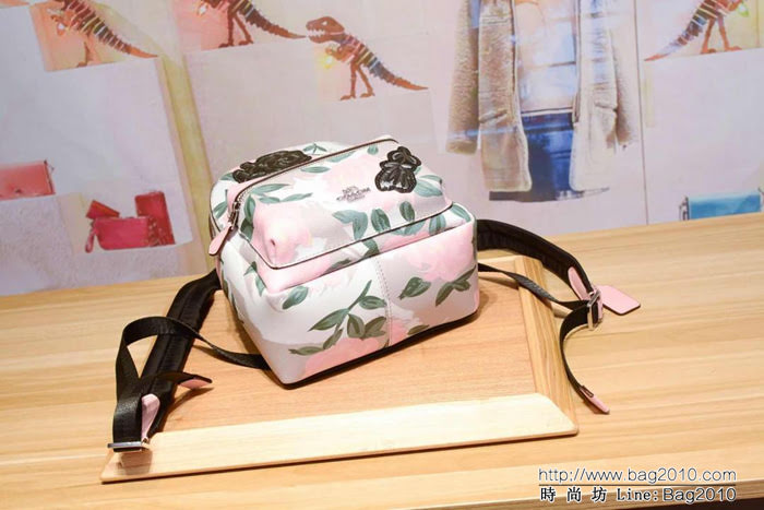 COACH蔻馳 25869 春夏新款 花朵mini背包 小巧可愛款 出街必備單品 花卉系列 百搭款  Chz1135